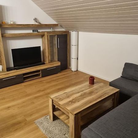 Gemuetliche Wohnung Am Waldrand Thierhaupten Exteriör bild